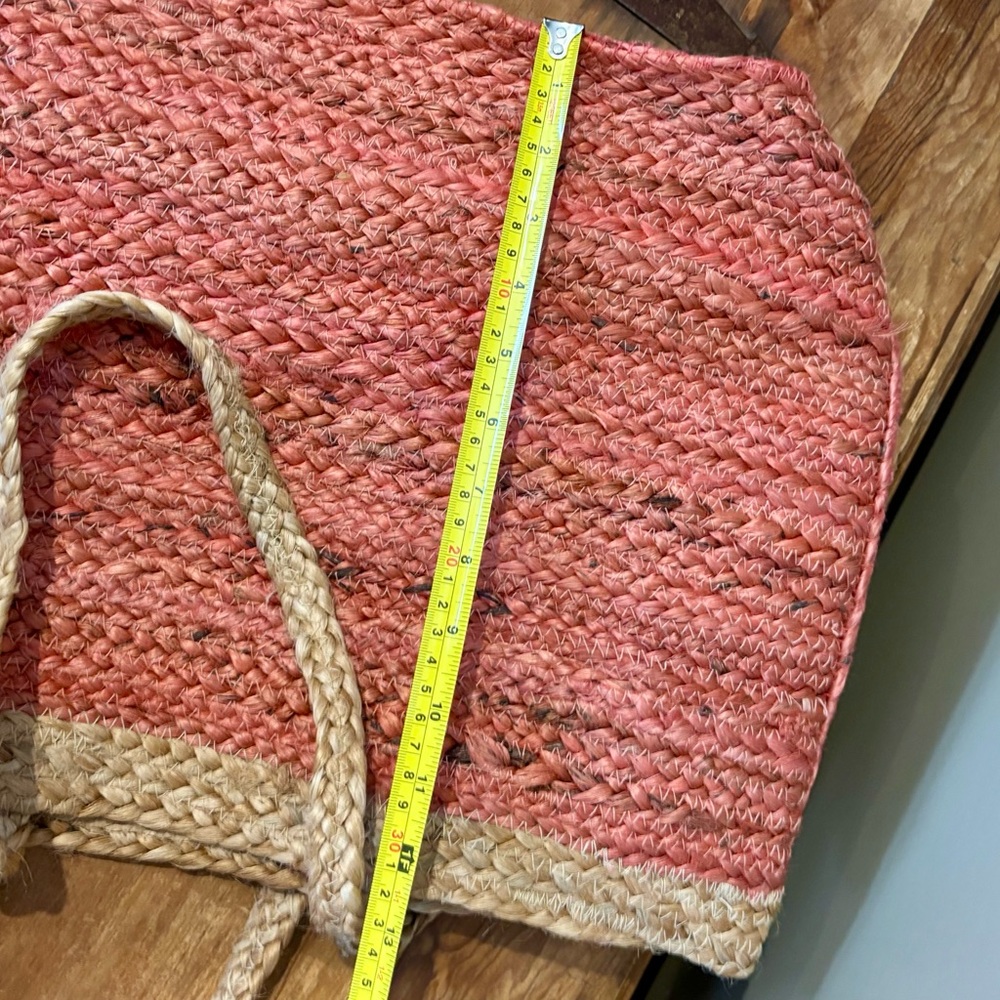 Stylish Woven Tote Bag - Picture 6 of 6
